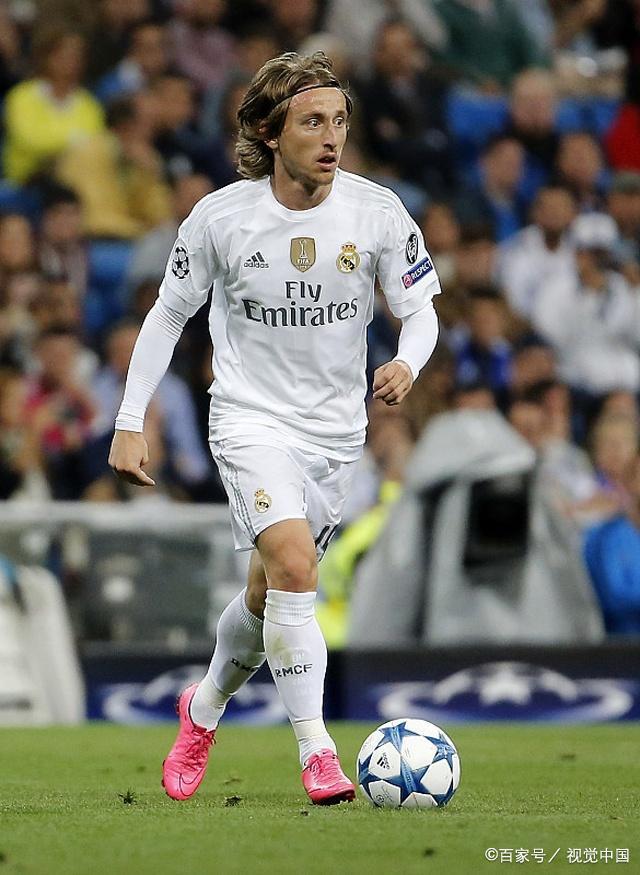 意甲-迪巴拉破门佩莱格里尼中柱 罗马1-0小胜萨索洛