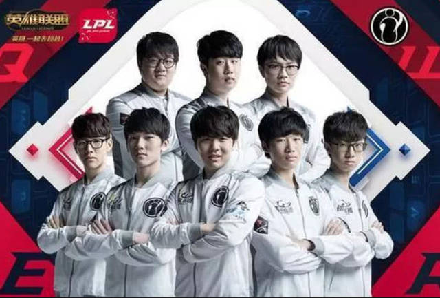 他在联赛和 他在联赛和