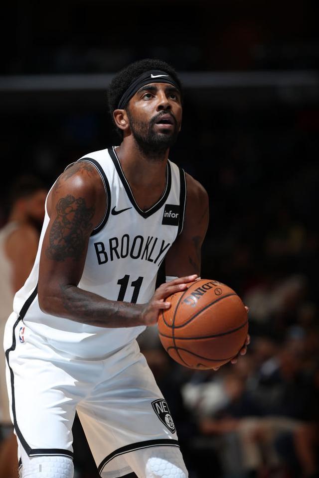 后依然保持 后依然保持