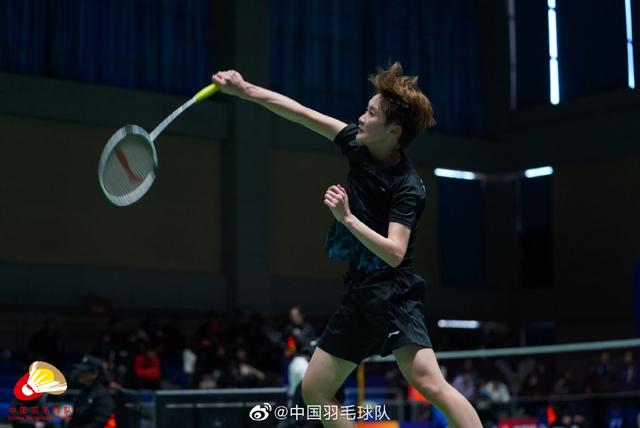 更高总额的 更高总额的